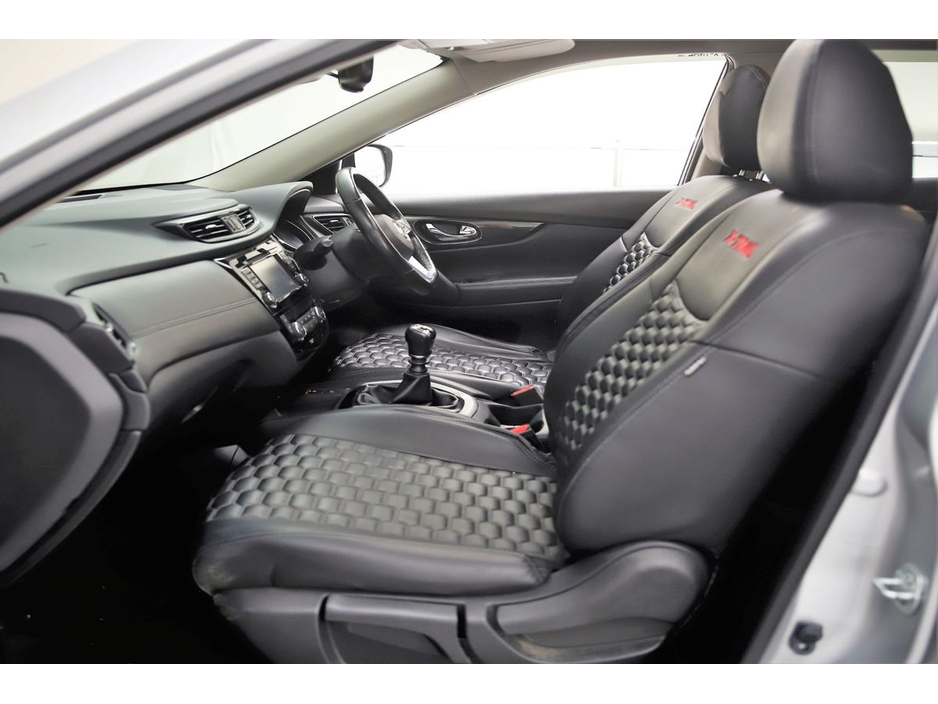 2018 Nissan X-Trail - image 15