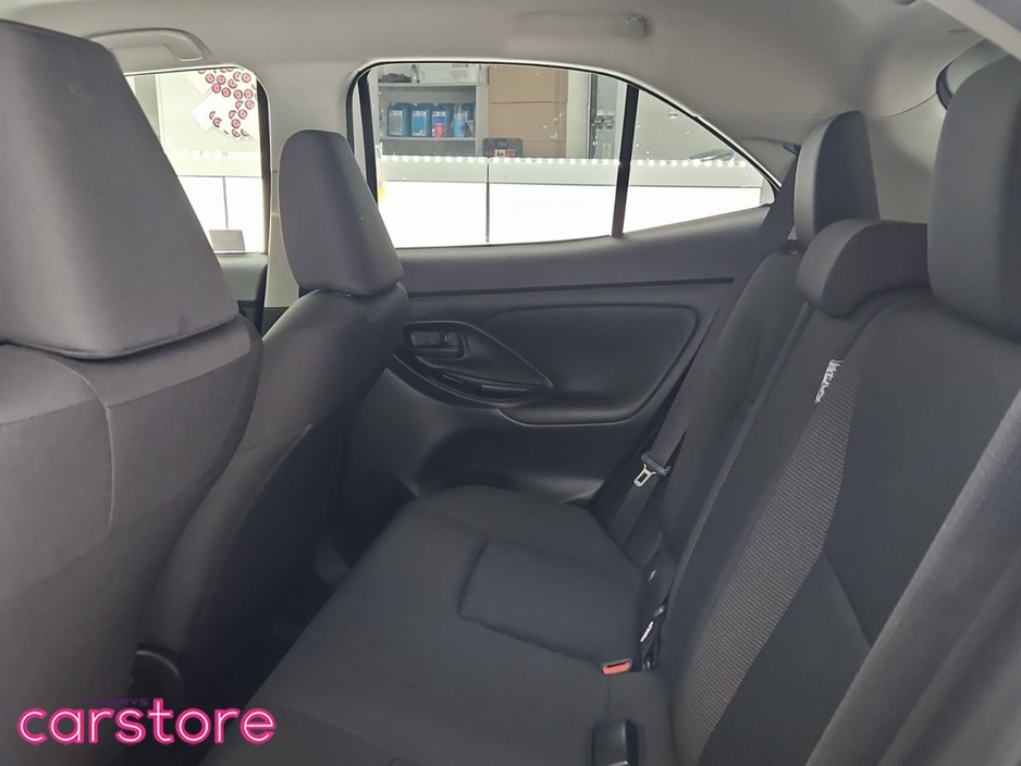 2023 Toyota Yaris Cross - image 13