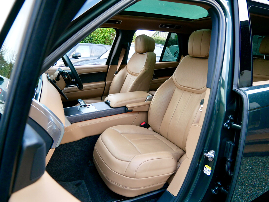 2024 Land Rover Range Rover SWB 3.0 I6 PHEV SE €128,950