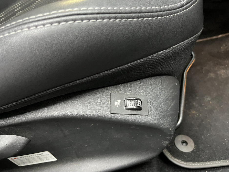 2019 Peugeot 2008 €15950! 2019 PEUGEOT 2008 ALLURE 1.2 AUTOMATIC / REVERSE CAMERA / HEATED SEATS / PANORAMIC SUNROOF €15,950