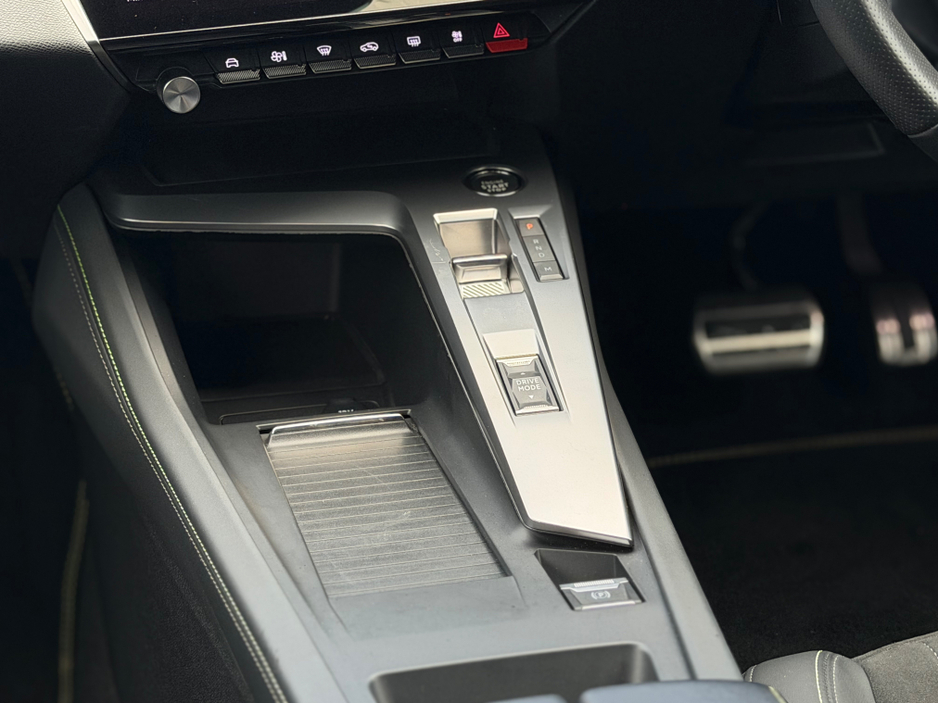 2024 Peugeot 408 - image 38