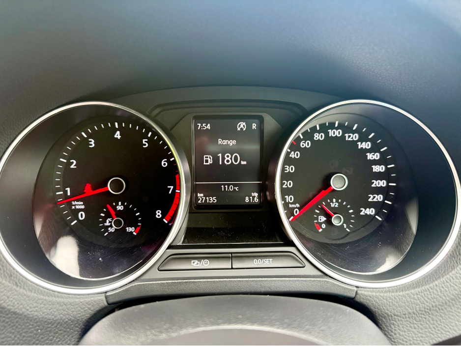 2017 Volkswagen Polo - image 22