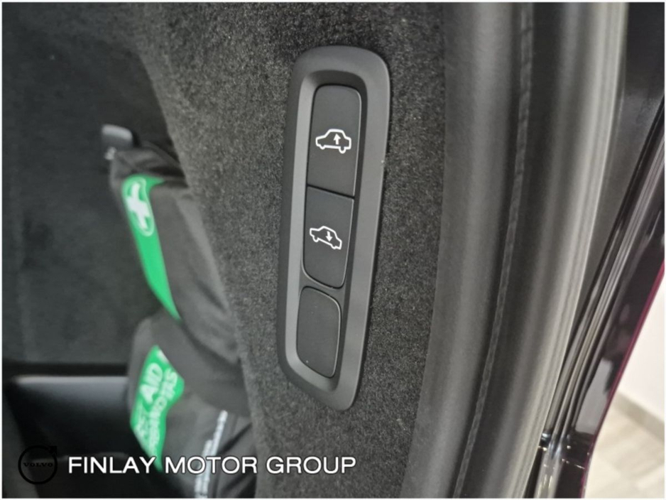 2026 Volvo XC90 - image 26