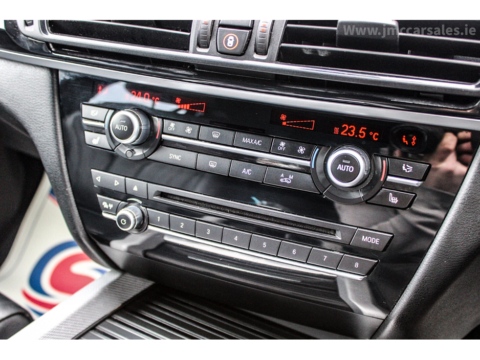 2015 BMW X5 xDrive30d M Sport €32,995