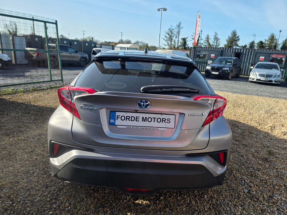 2018 Toyota C-HR - image 5