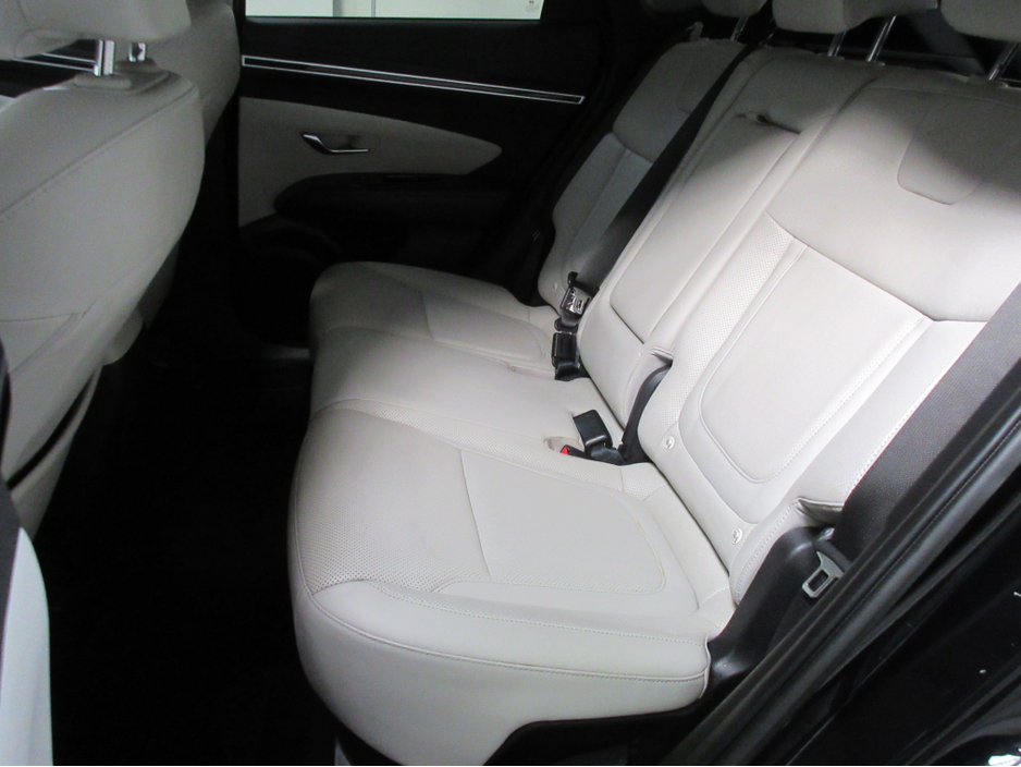 2021 Hyundai Tucson - image 12