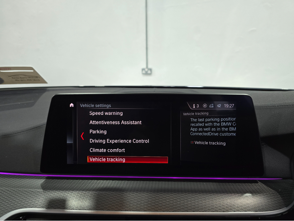 2019 BMW 5 Series - image 22