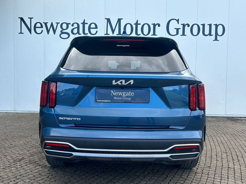 2021 Kia Sorento - image 8