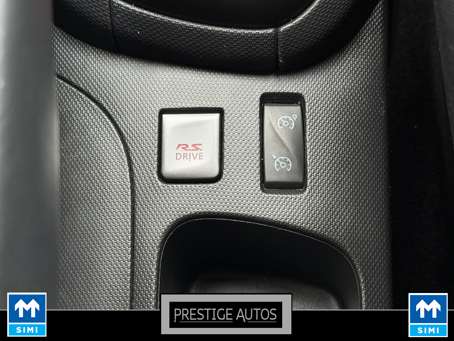 2014 Renault Clio - image 26