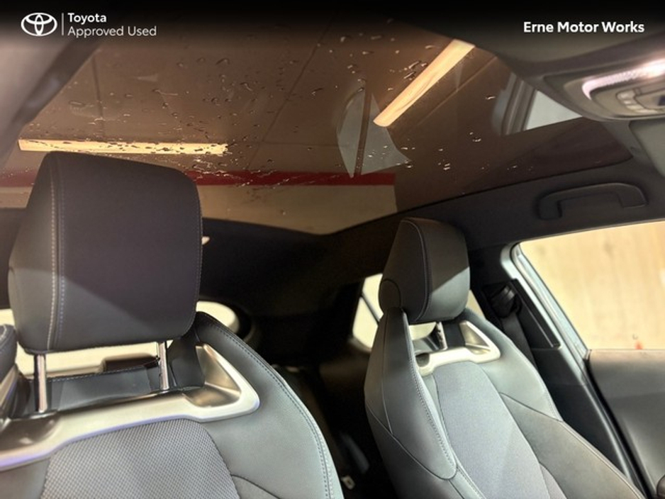 2024 Toyota C-HR - image 11