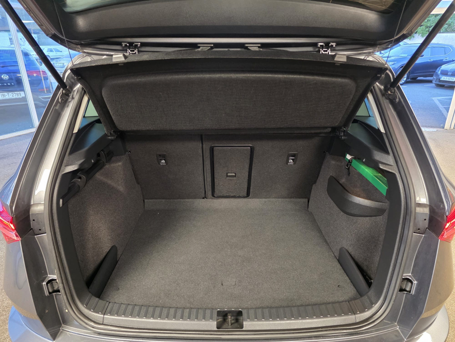 2024 Skoda Karoq - image 12