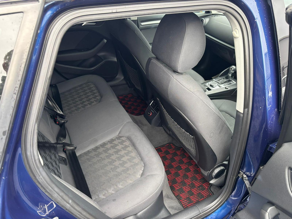 2014 Audi A3 Sportback - image 5