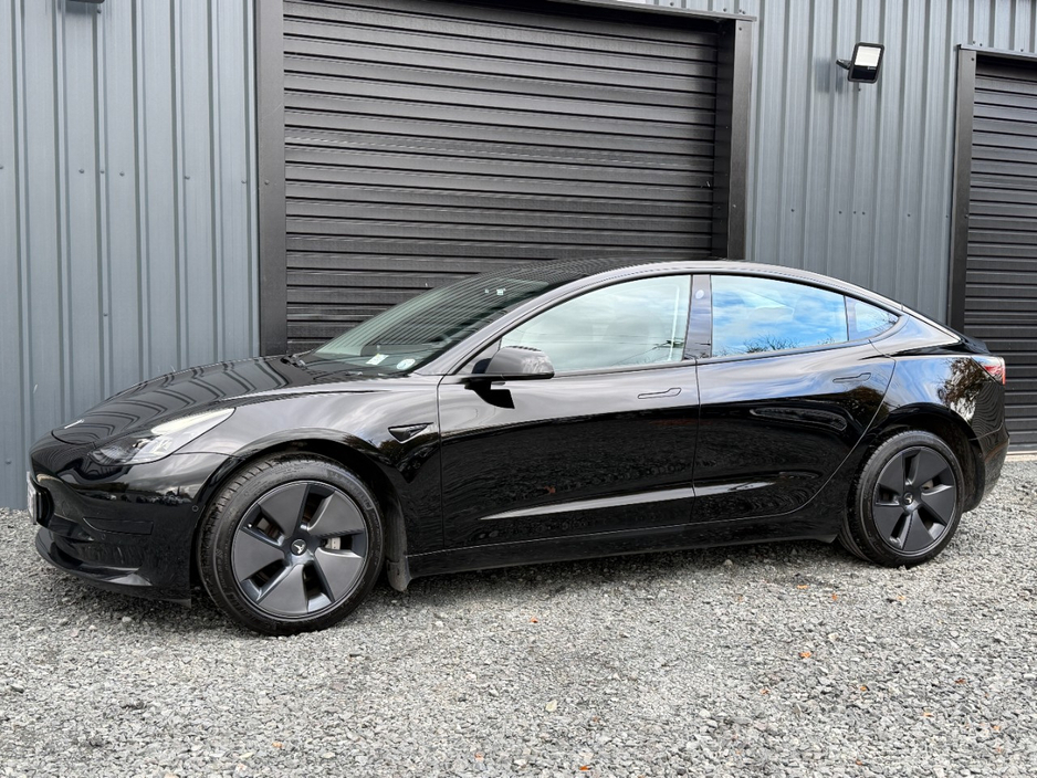 2021 Tesla Model 3 - image 6