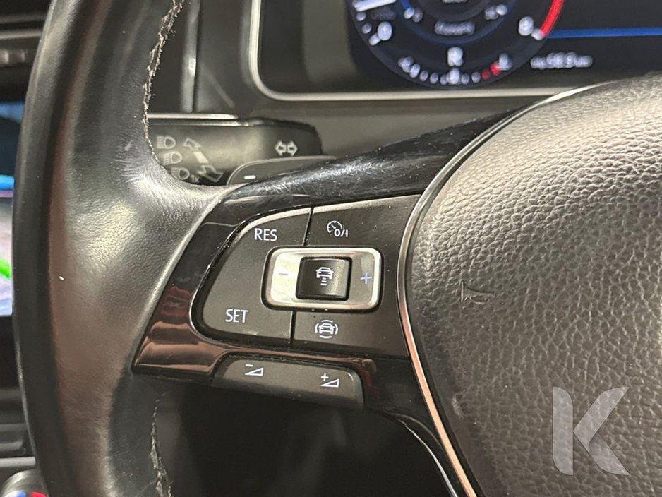 2018 Volkswagen Golf - image 19