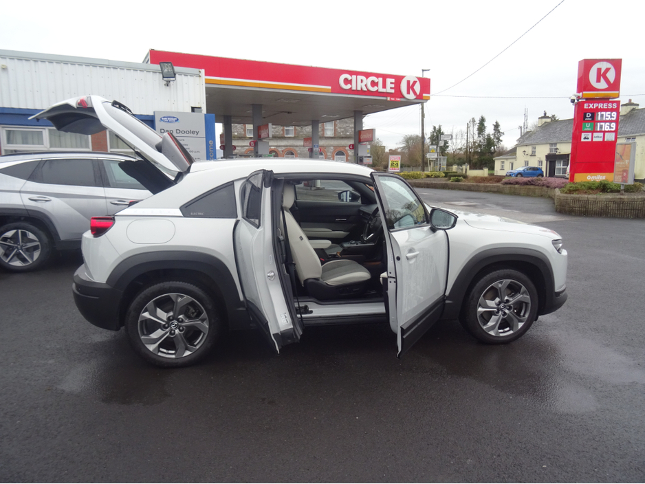 2021 Mazda MX-30 E-SKYACTIV 35.5KWH BRIGH BRIGHT 4DR €14,950