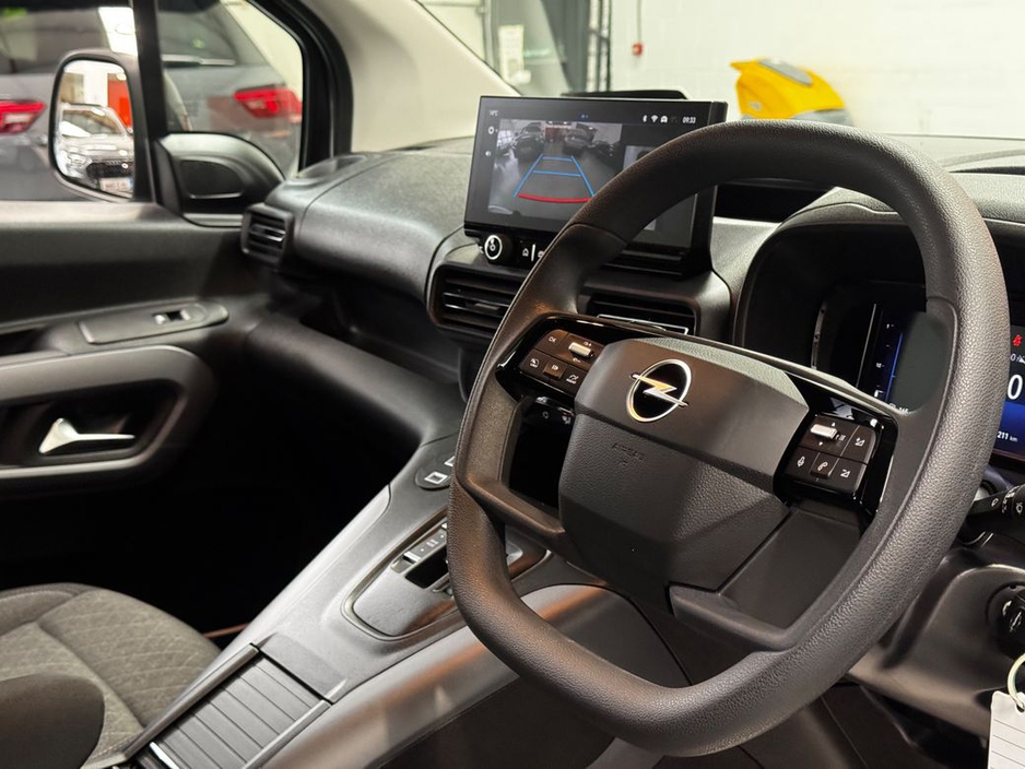 2026 Opel Combo - image 14