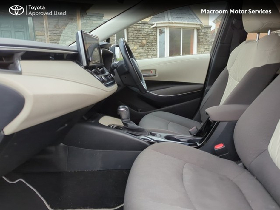 2022 Toyota Corolla FRESH SELECTION OF TRADE-INS COROLLA HYBRID LUNA SP SPORT 4DR AUTO €27,000