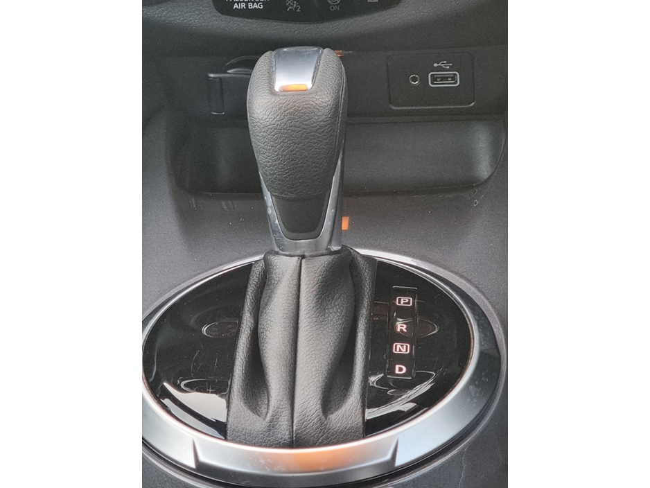 2020 Nissan Juke - image 16