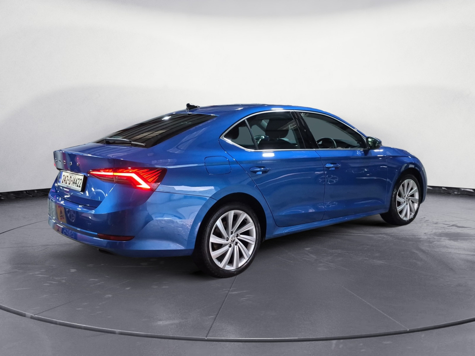 2024 Skoda Octavia - image 5