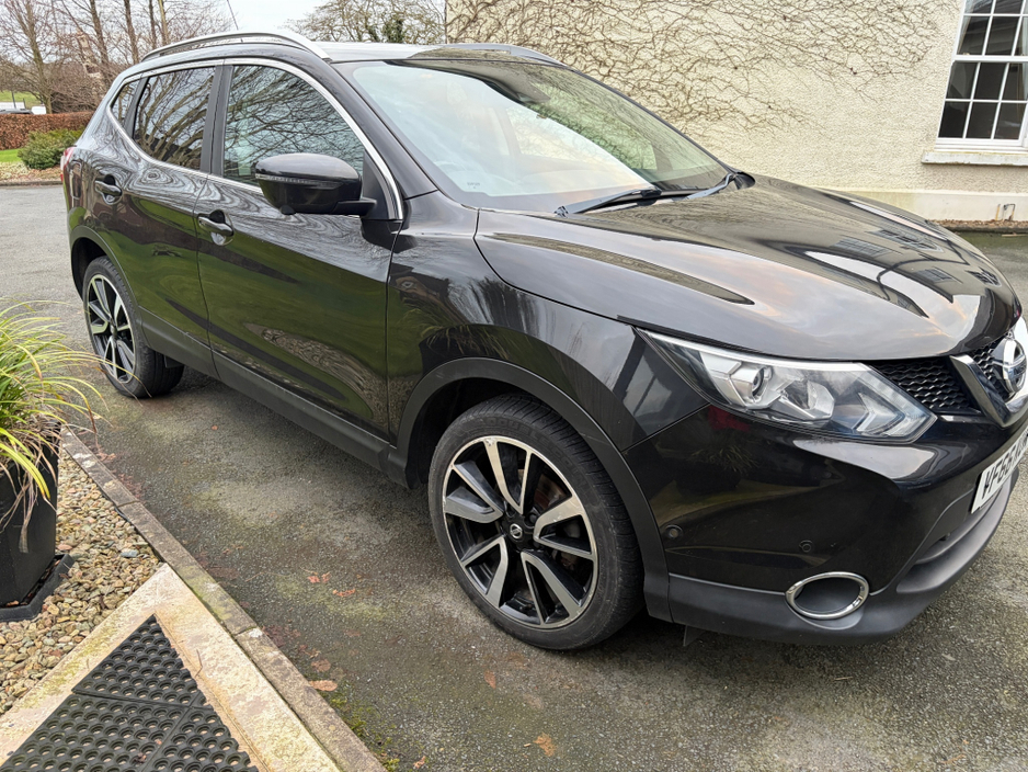 2017 Nissan Qashqai - image 5