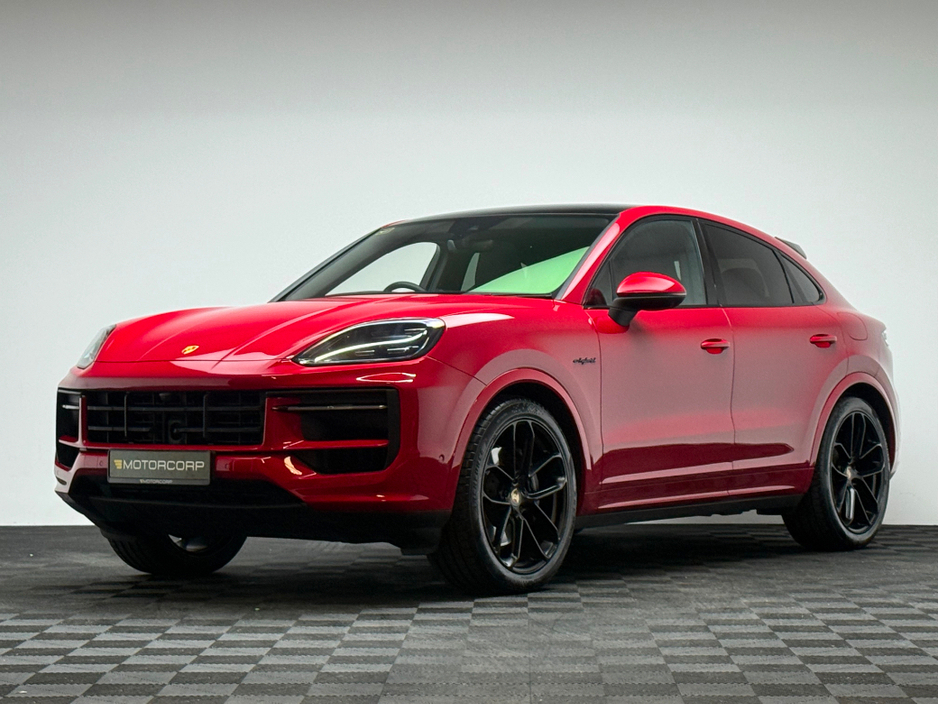 2024 Porsche Cayenne - image 3