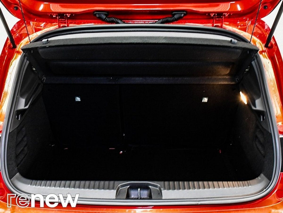 2025 Renault Clio - image 12