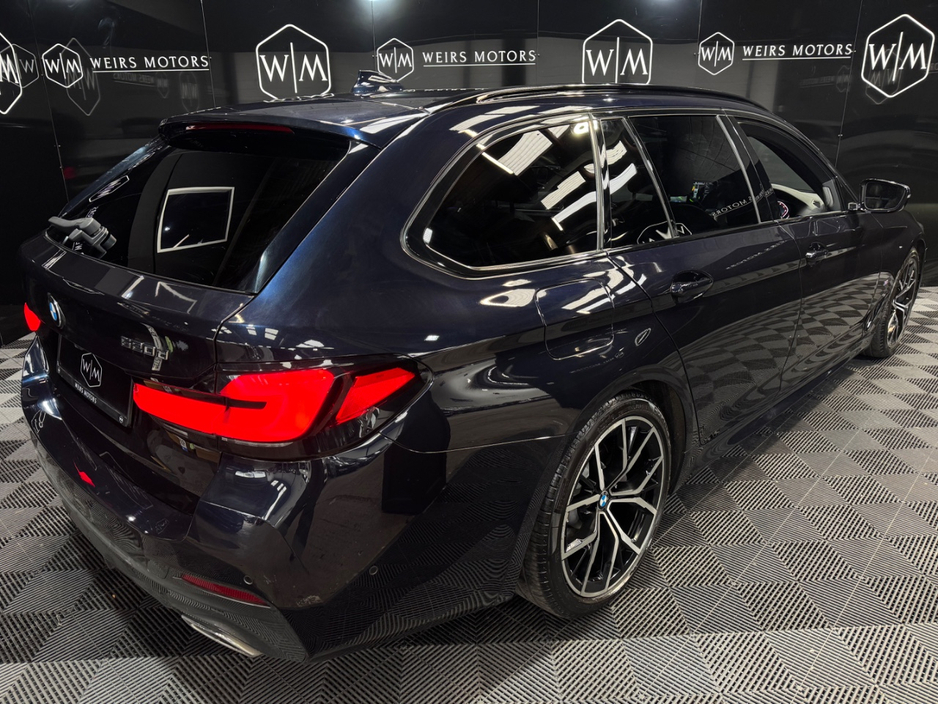 2021 BMW 5 Series - image 8