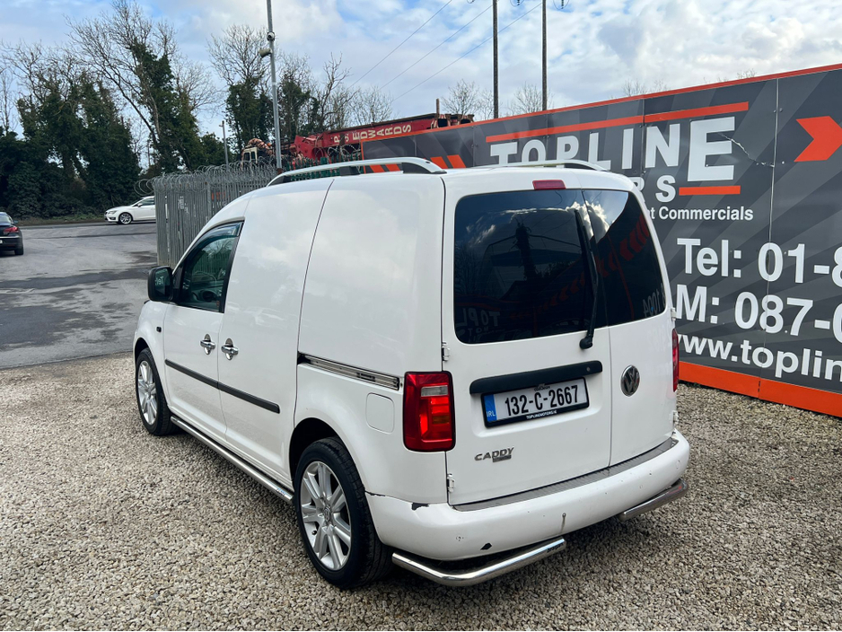 2013 Volkswagen Caddy - image 5