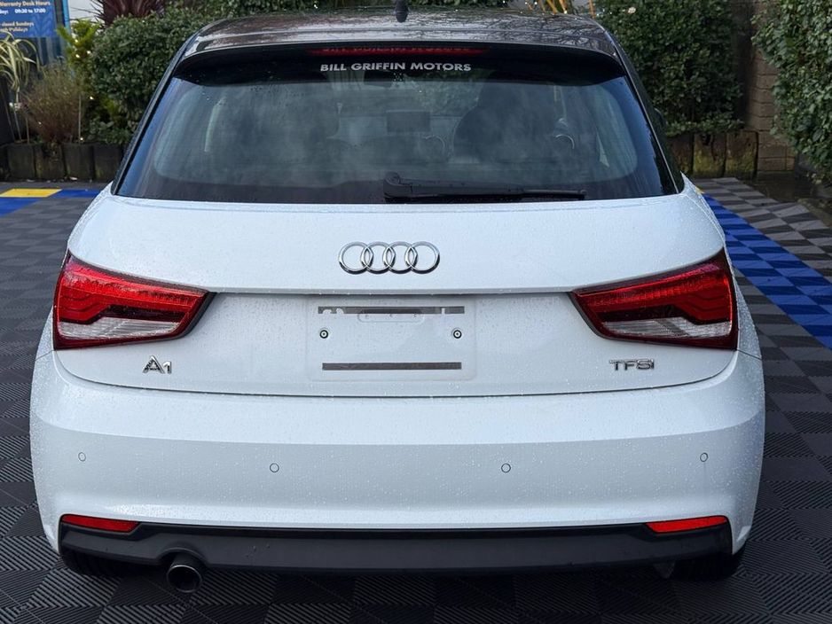 2016 Audi A1 1.0 TFSI AUTO // VERY LOW MILEAGE // FULL SERVICE HISTORY // 15" ALLOYS // AIR CONDITIONING €15,900