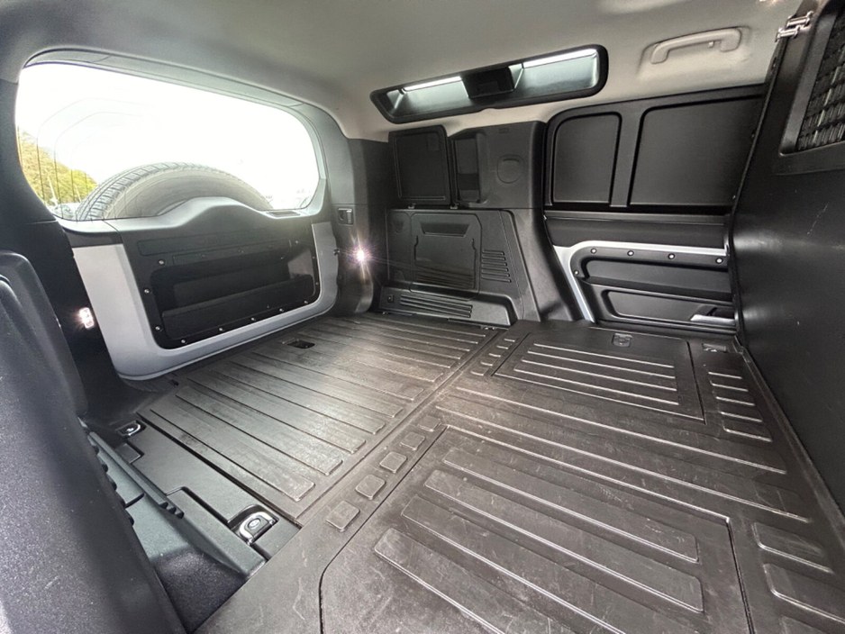 2023 Land Rover Defender - image 36