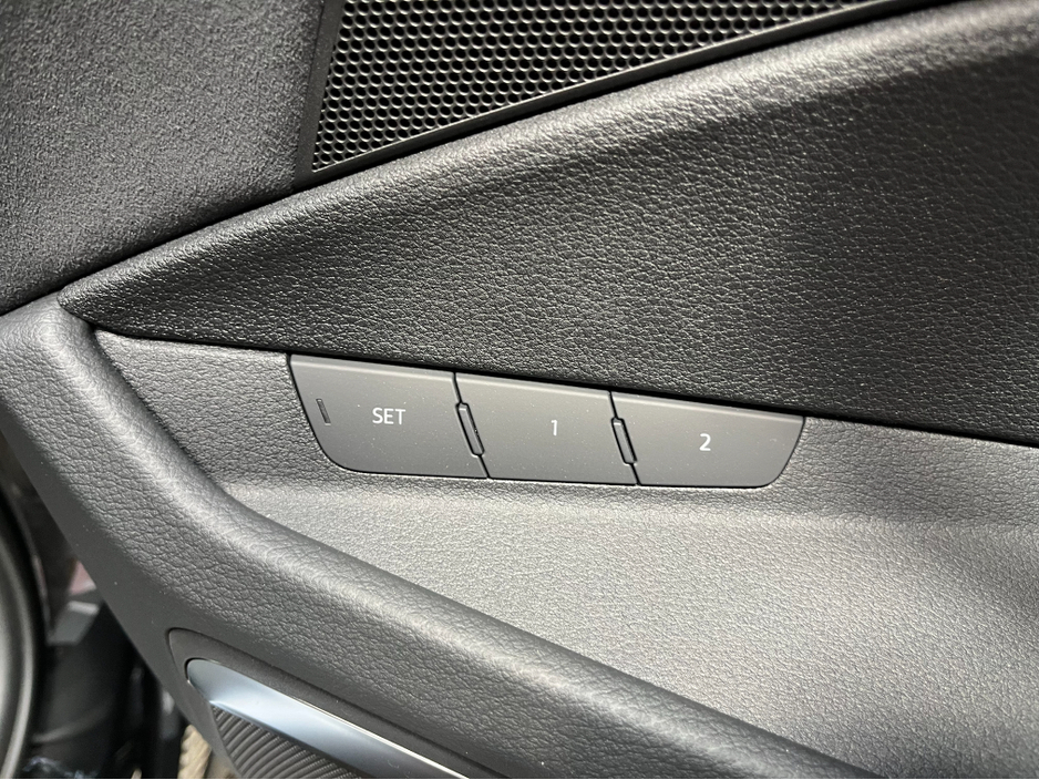 2023 Audi e-tron - image 13