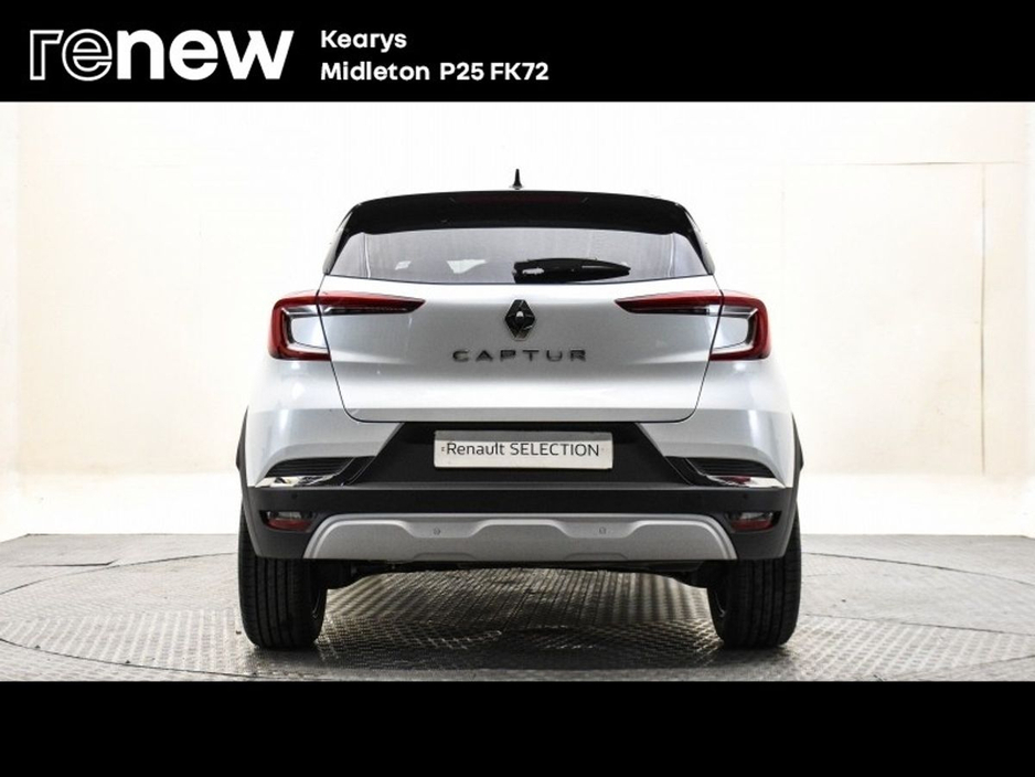 2023 Renault Captur TCe 90 Techno €23,990