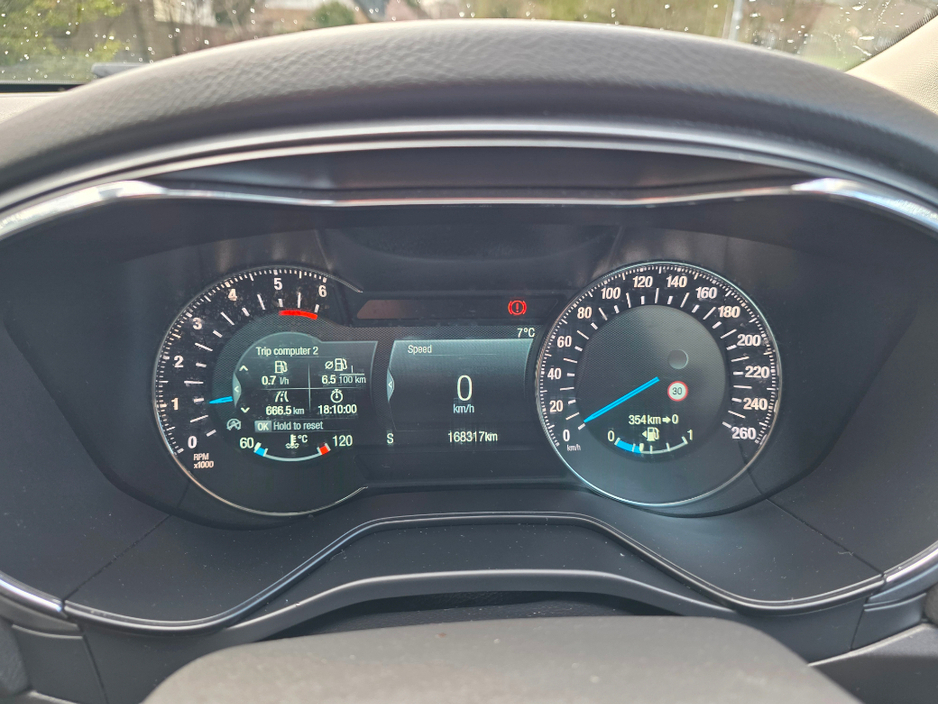 2018 Ford Mondeo - image 15