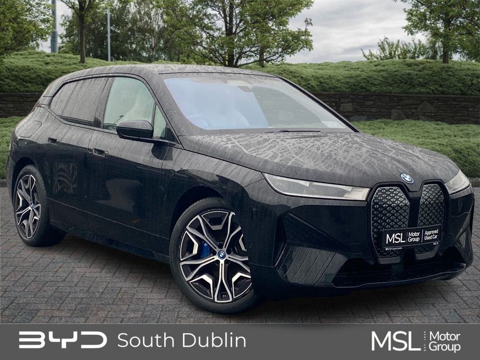 2022 BMW iX - image 2