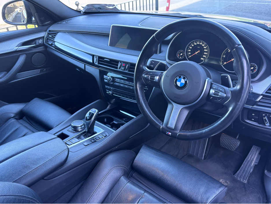 2017 BMW X6 - image 7