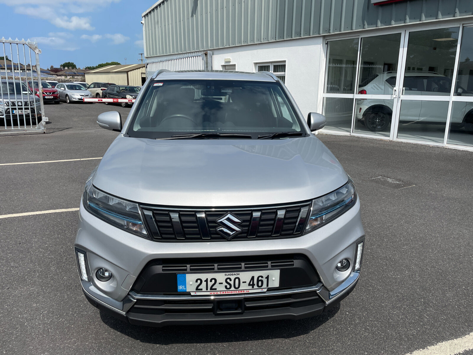 2021 Suzuki Vitara - image 3