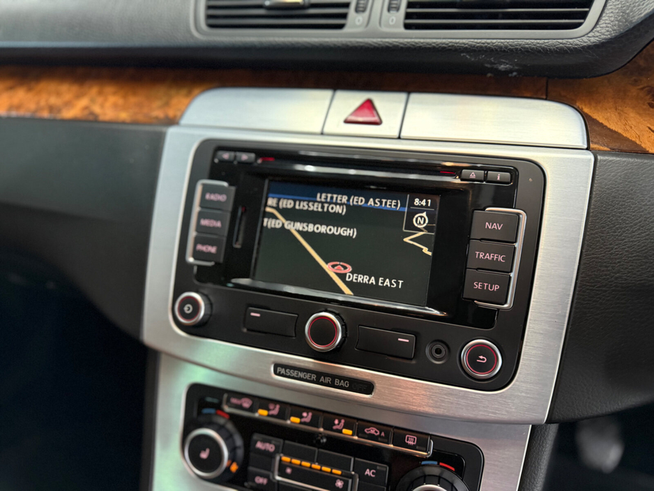 2011 Volkswagen CC - image 26