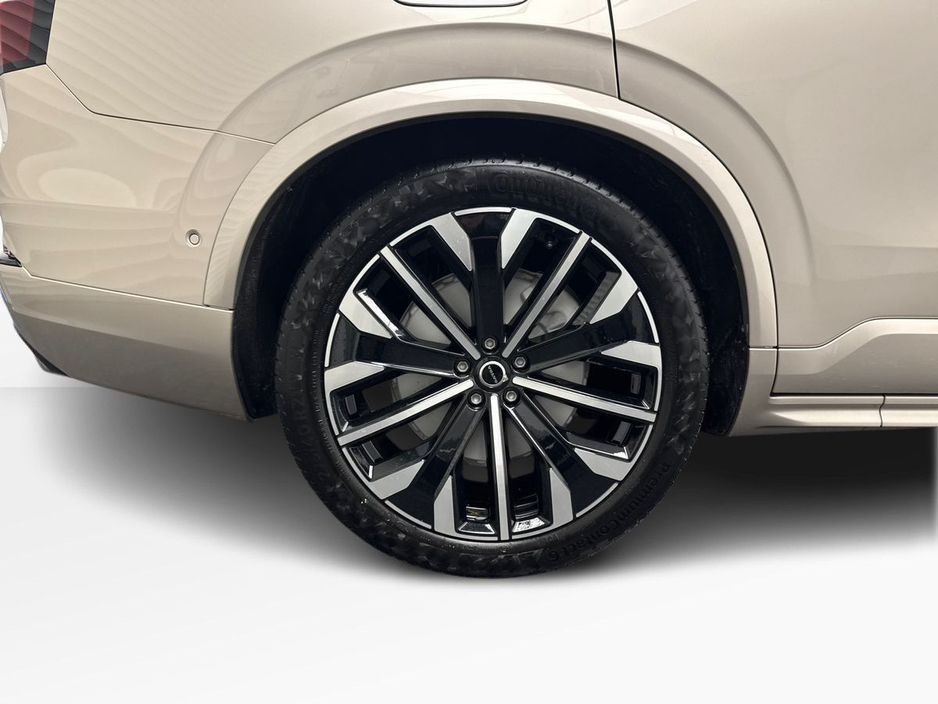 2026 Volvo XC90 - image 5