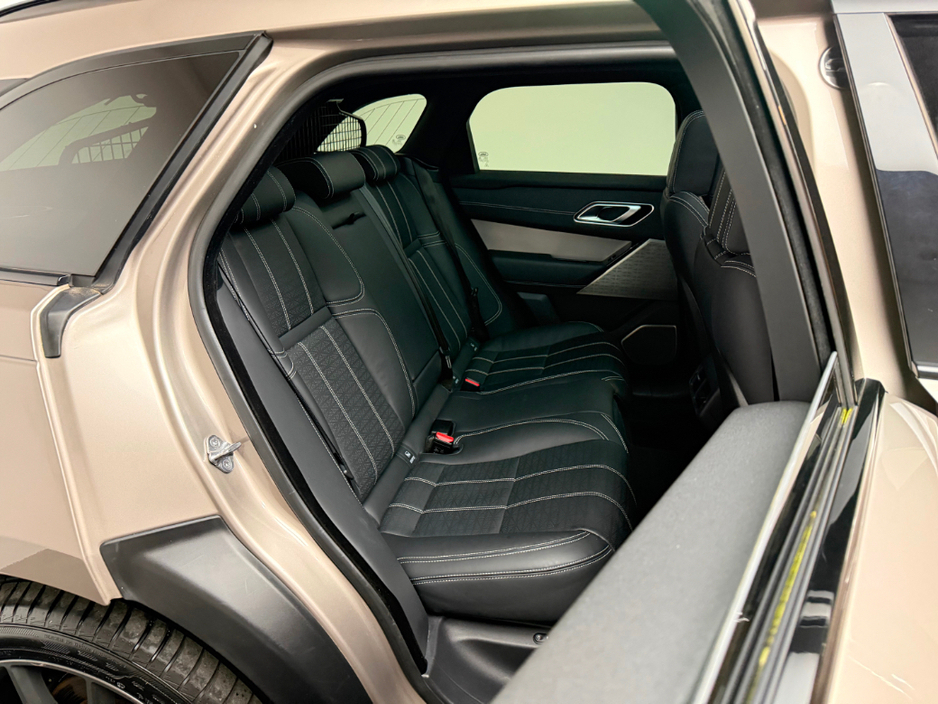 2022 Land Rover Range Rover Velar - image 14