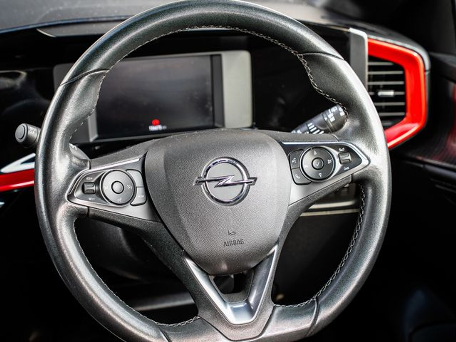 2022 Opel Mokka - image 5
