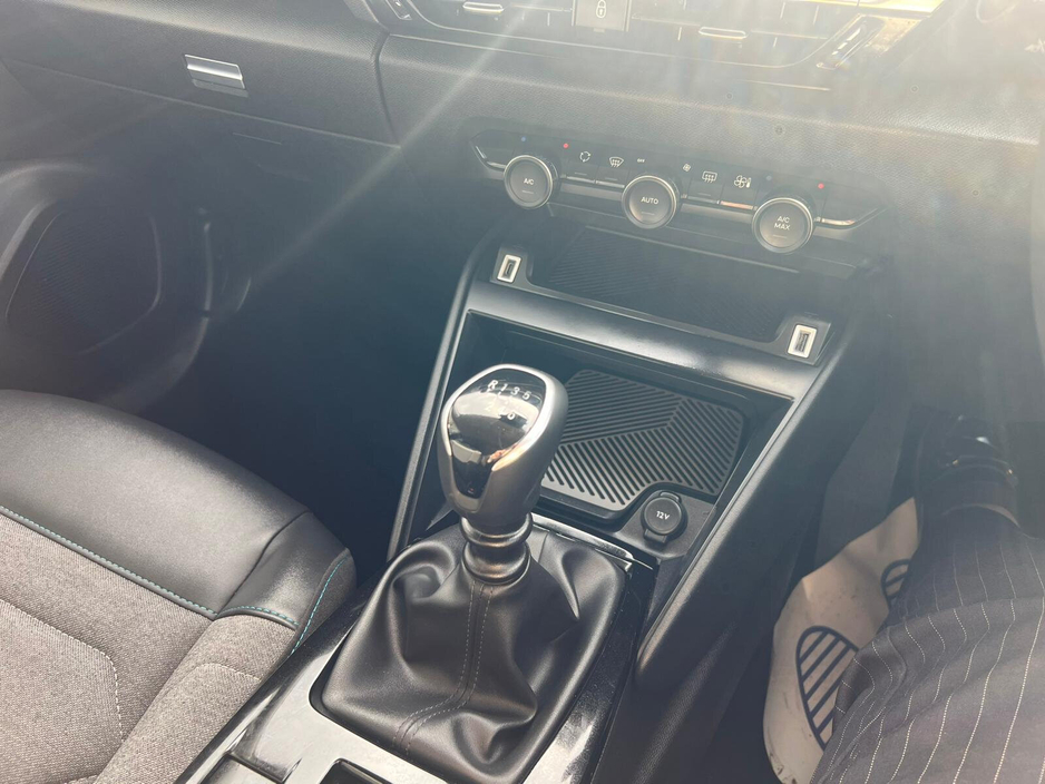 2022 Citroen C4 - image 14