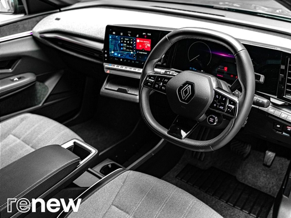 2025 Renault Megane E-Tech TECHNO 60 KWH GSR2 €31,490