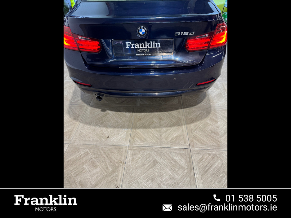 2014 BMW 3 Series - image 13