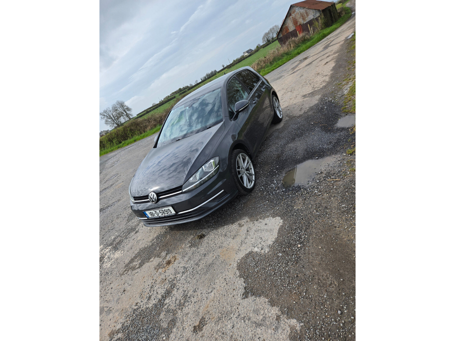 2018 Volkswagen Golf - image 6