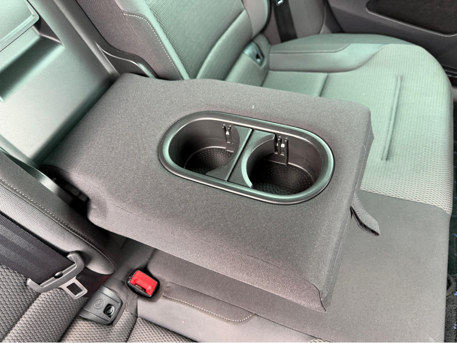 2016 Volkswagen Golf - image 19