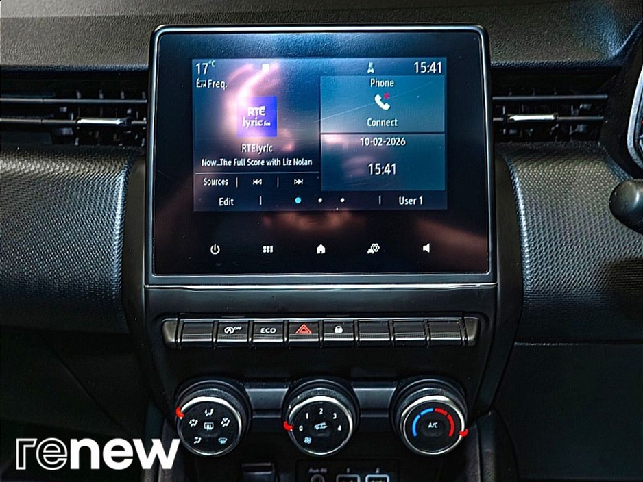 2023 Renault Clio - image 16