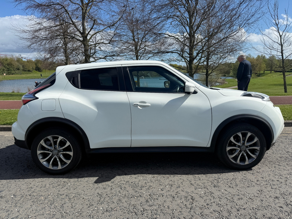 2017 Nissan Juke - image 4