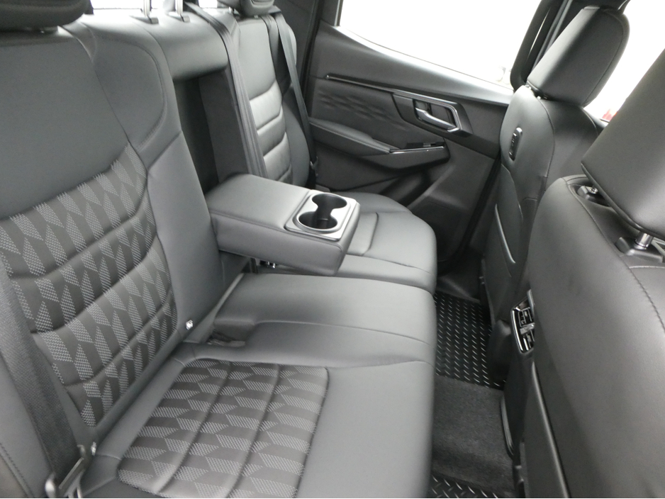 2026 Isuzu D-MAX LSE WITH ROLLER TOP