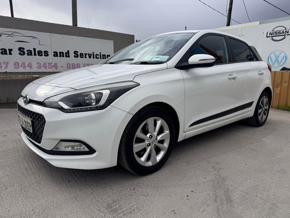 2016 Hyundai i20 - image 3