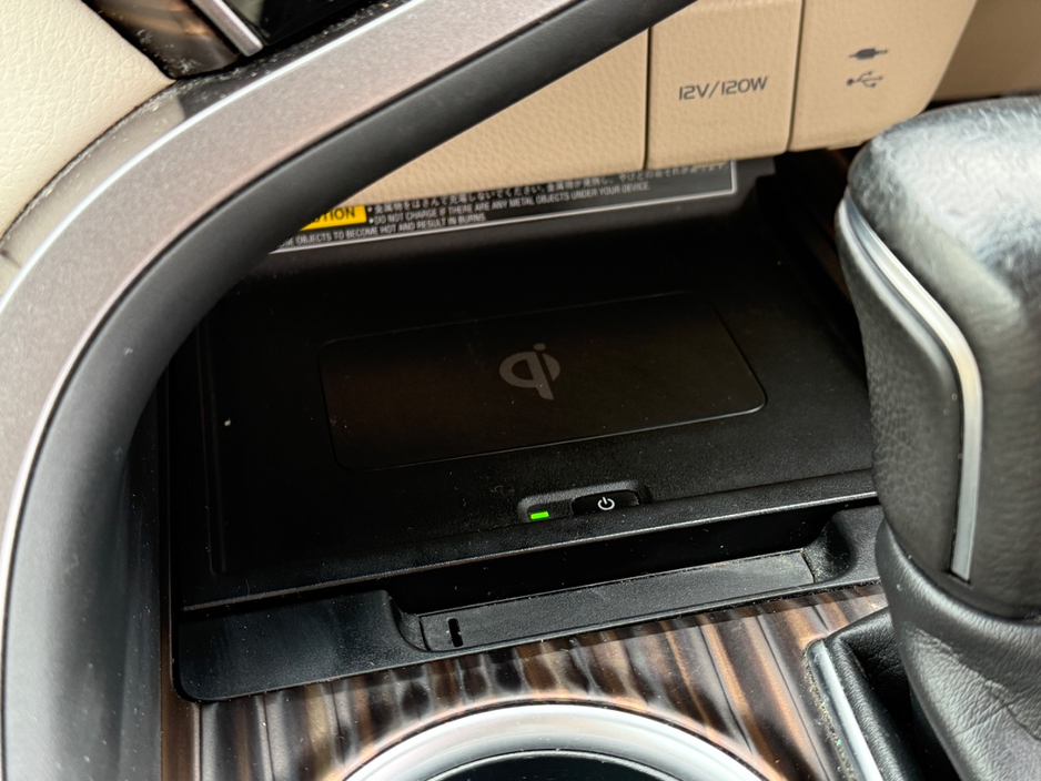 2021 Toyota Camry - image 30